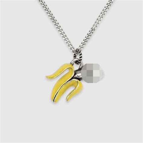 harry gucci banana necklace